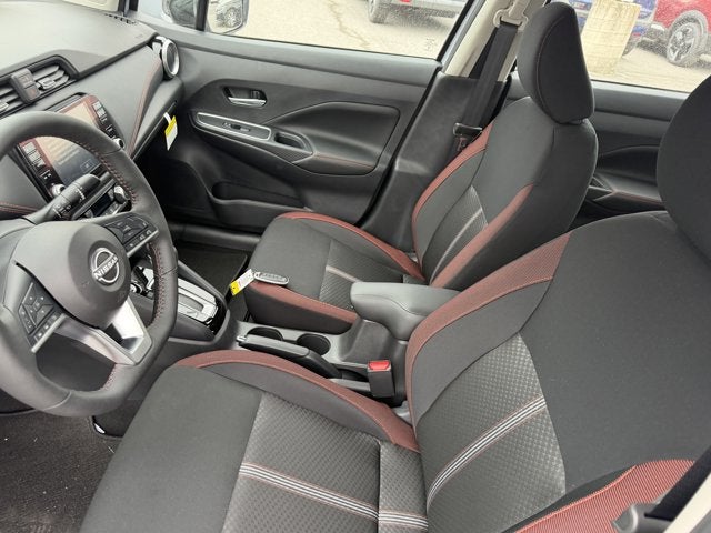 2025 Nissan Versa SR