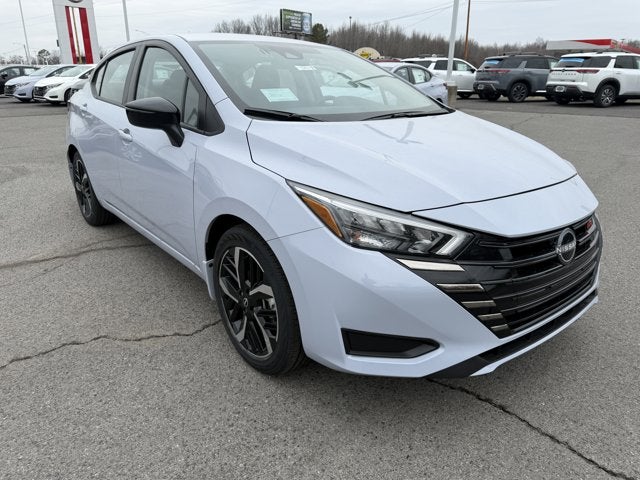 2025 Nissan Versa SR
