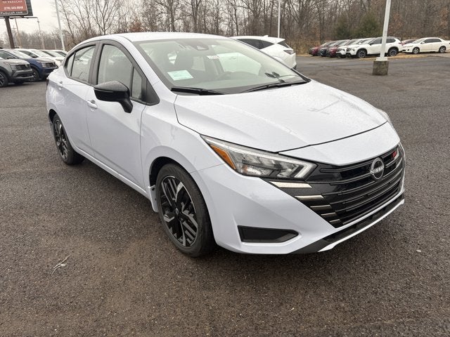 2025 Nissan Versa SR