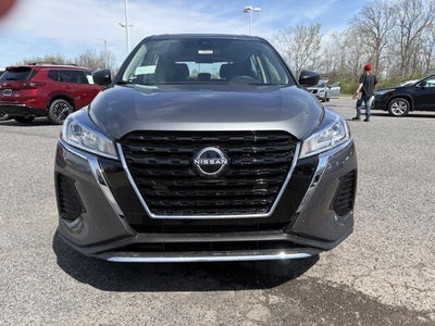 2025 Nissan Kicks Play S