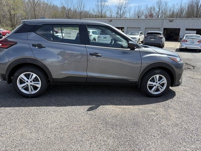 2025 Nissan Kicks Play S