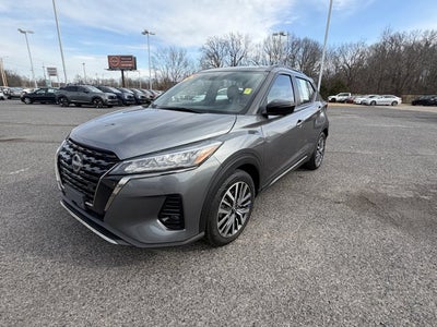 2024 Nissan Kicks SR