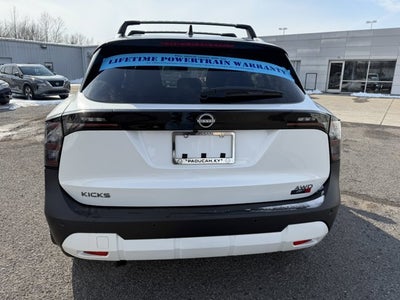 2026 Nissan Kicks SV