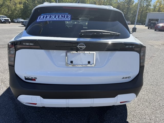 2027 Nissan Kicks SV