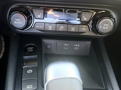 2027 Nissan Kicks SV