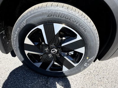 2027 Nissan Kicks SV