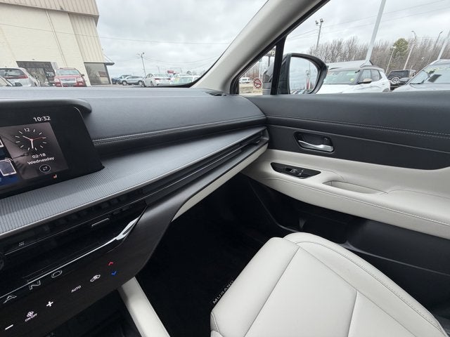 2025 Nissan Murano SV