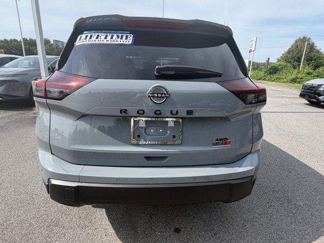 2026 Nissan Rogue Dark Armor