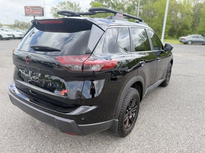 2025 Nissan Rogue Rock Creek