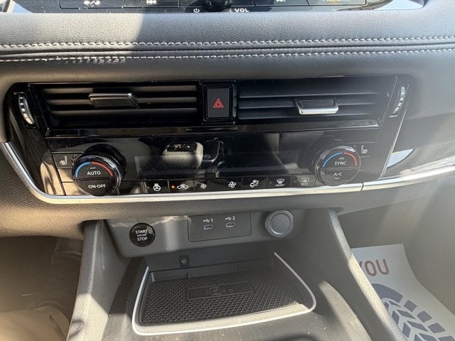 2026 Nissan Rogue SL