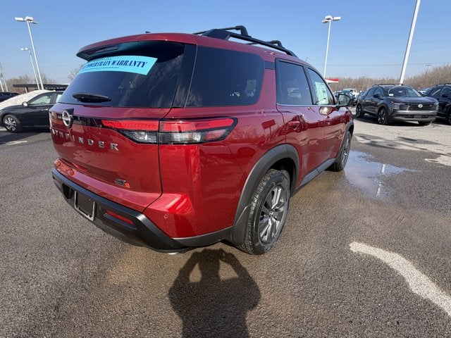 2026 Nissan Pathfinder SV