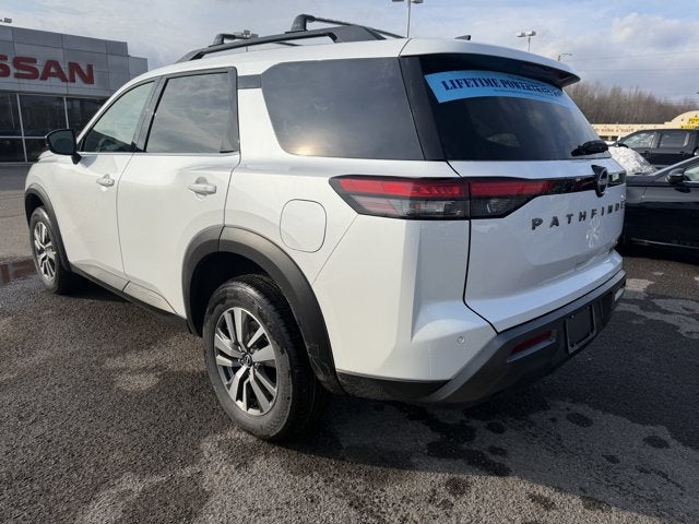 2026 Nissan Pathfinder SV