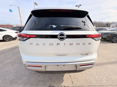 2024 Nissan Pathfinder SL