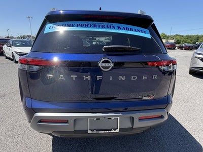 2026 Nissan Pathfinder SL