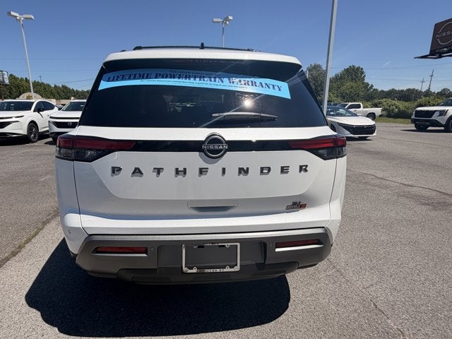 2026 Nissan Pathfinder SL