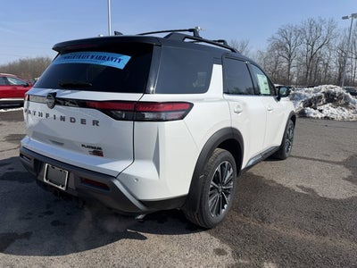 2026 Nissan Pathfinder Platinum