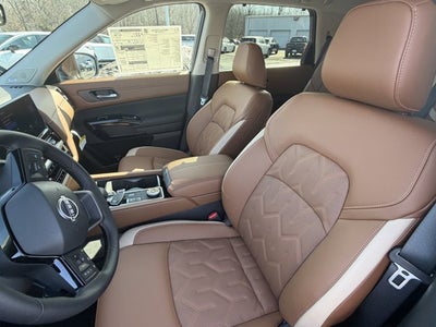 2026 Nissan Pathfinder Platinum