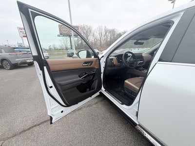 2026 Nissan Pathfinder Platinum