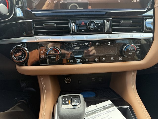 2026 Nissan Pathfinder Platinum