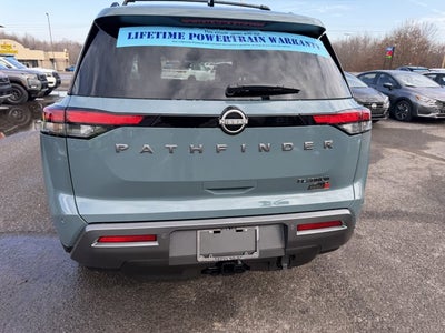 2026 Nissan Pathfinder Platinum