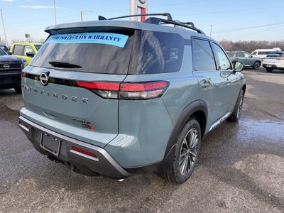 2026 Nissan Pathfinder Platinum