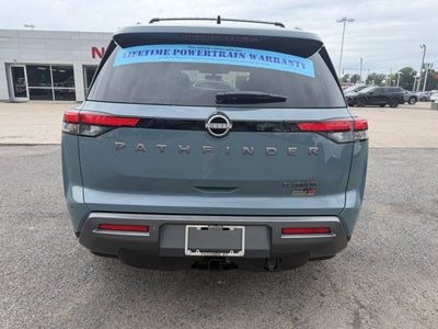 2026 Nissan Pathfinder Platinum