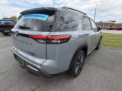 2026 Nissan Pathfinder Platinum