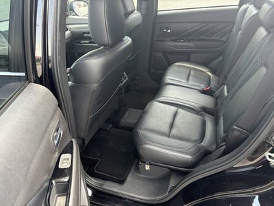 2022 Mitsubishi Outlander PHEV Base