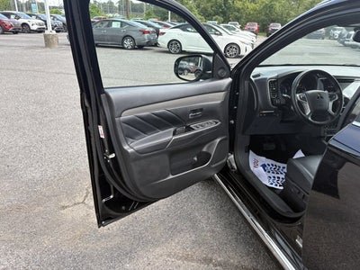 2022 Mitsubishi Outlander PHEV Base