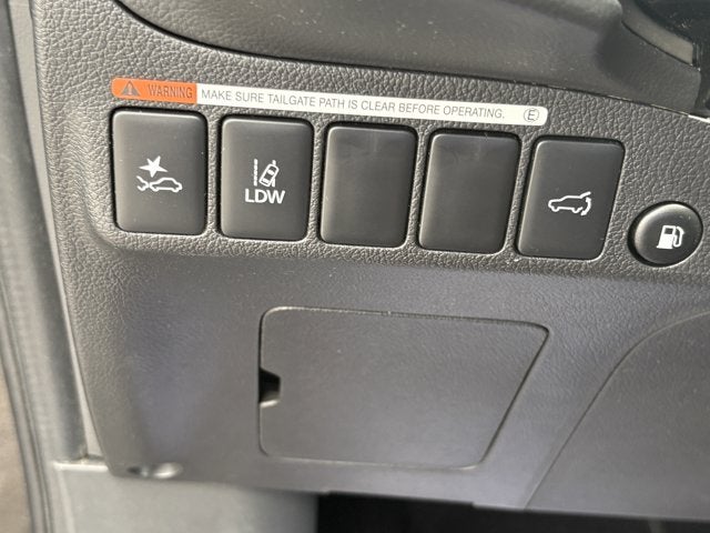 2022 Mitsubishi Outlander PHEV Base