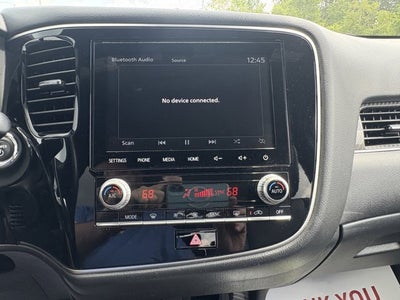 2022 Mitsubishi Outlander PHEV Base