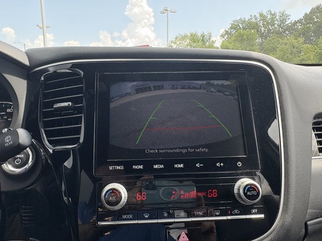 2022 Mitsubishi Outlander PHEV Base