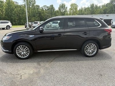 2022 Mitsubishi Outlander PHEV Base