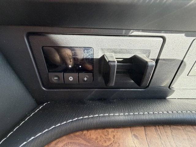 2022 Nissan Armada SL