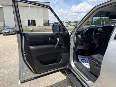 2022 INFINITI QX80 LUXE
