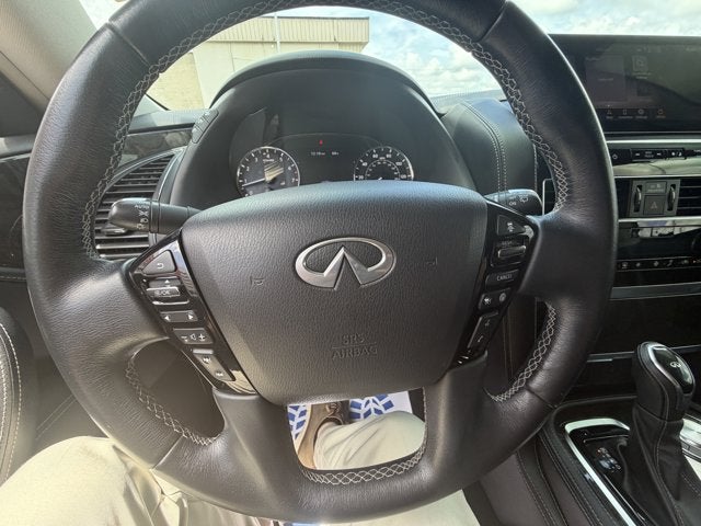 2022 INFINITI QX80 LUXE