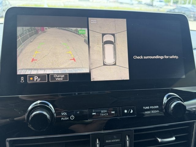 2022 INFINITI QX80 LUXE
