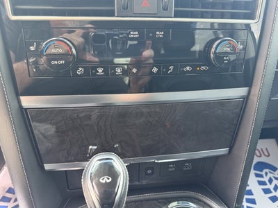 2022 INFINITI QX80 LUXE