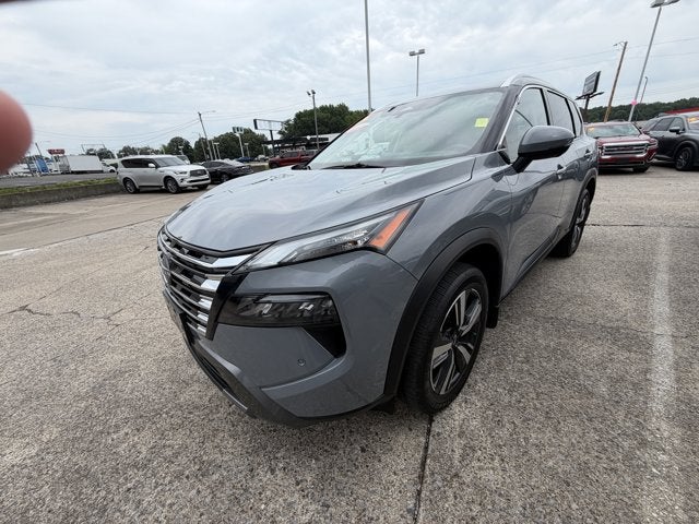 2025 Nissan Rogue SL AWD's photo