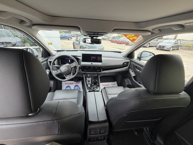 2025 Nissan Rogue SL